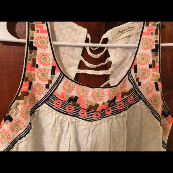 Dress - Picture 5 of 5